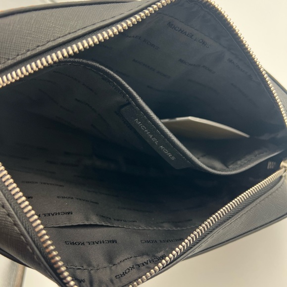 Michael Kors crossbody bag with wallet - Picture 6 of 7